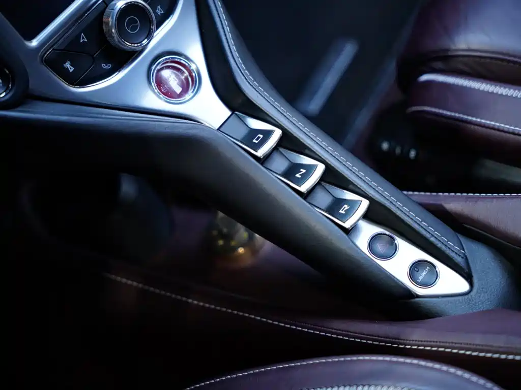 McLaren 720S — миниатюра 17