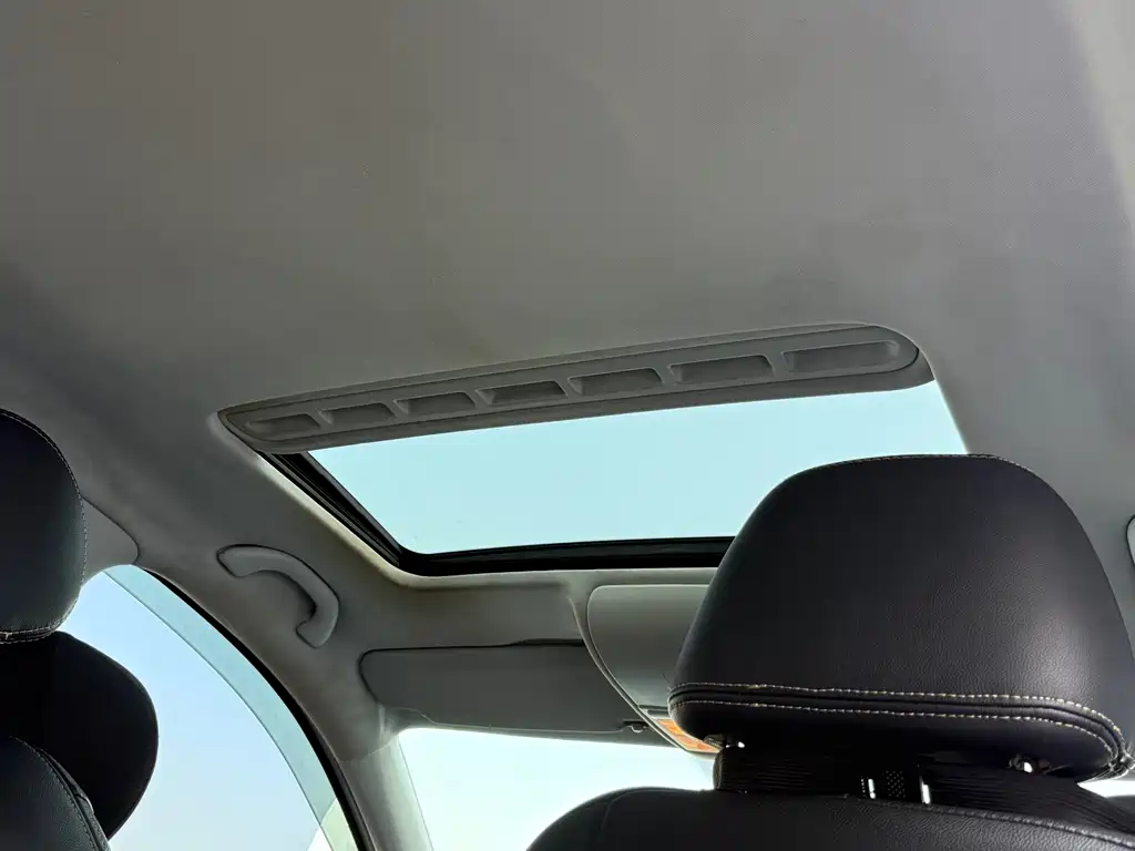 Volkswagen Polo — миниатюра 13
