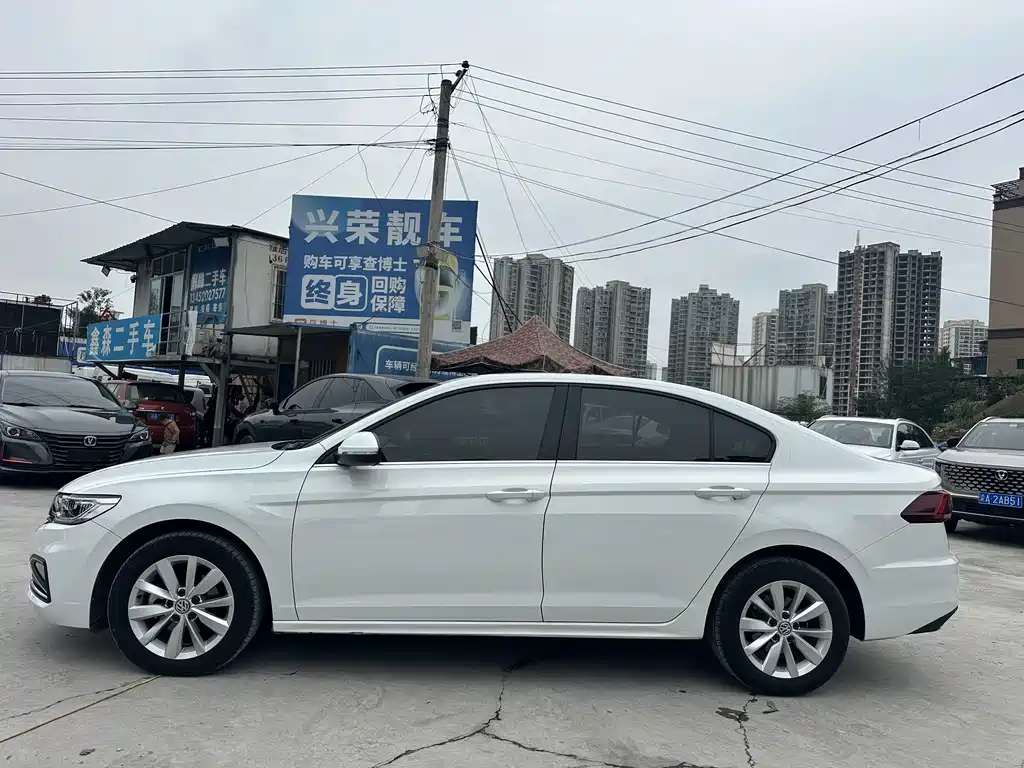 Volkswagen Bora — миниатюра 7