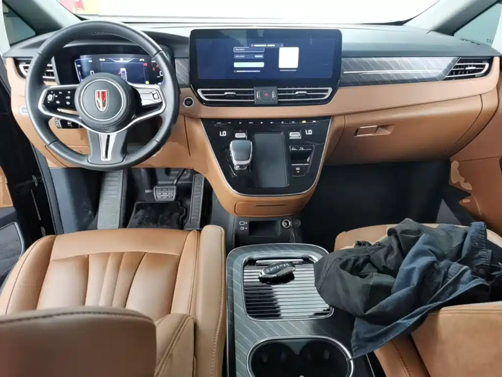 Hongqi Hongqi HQ9 PHEV — миниатюра 10