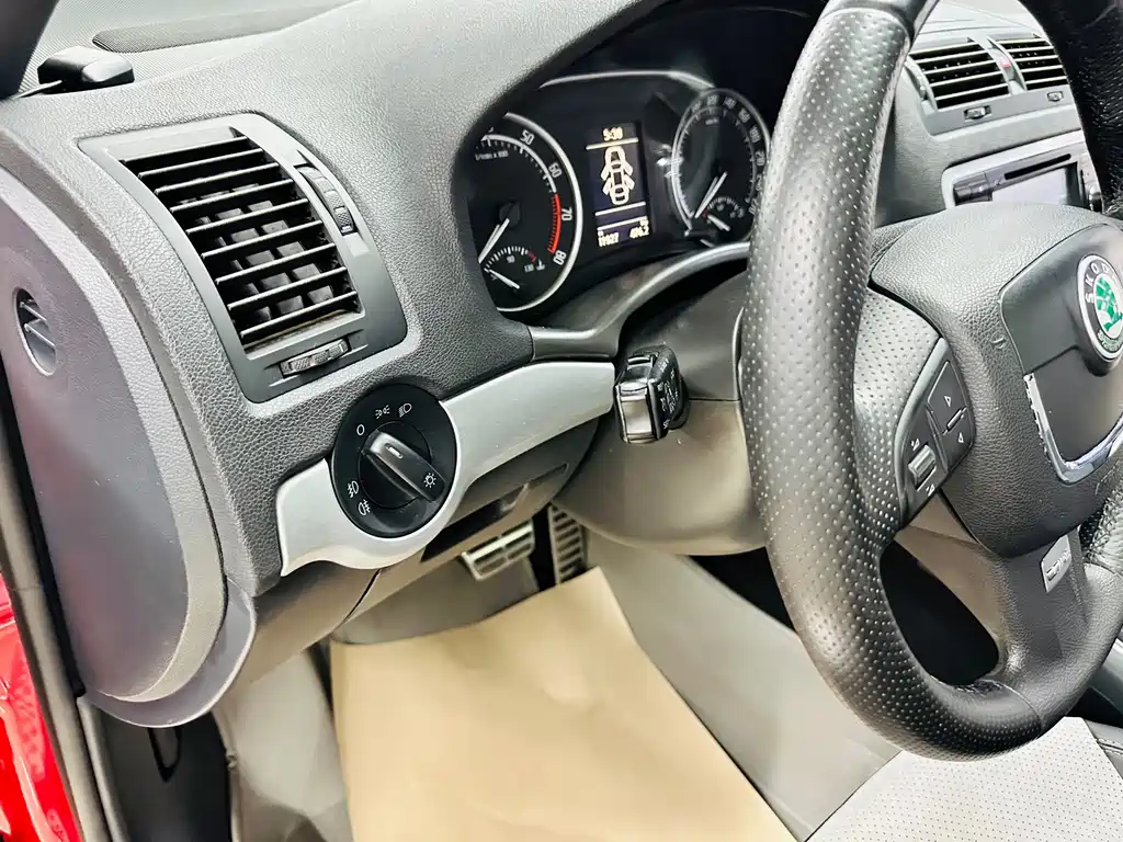 Skoda Octavia — миниатюра 21
