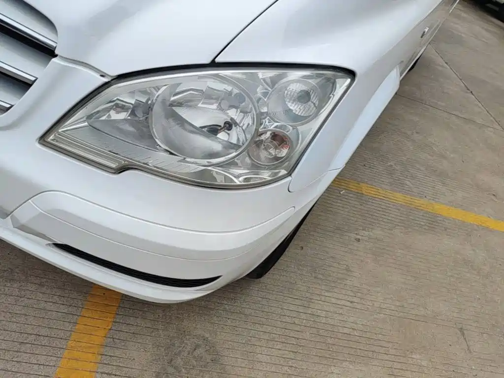 Mercedes-Benz Viano — миниатюра 24