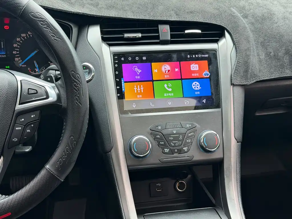 Ford Mondeo — миниатюра 17