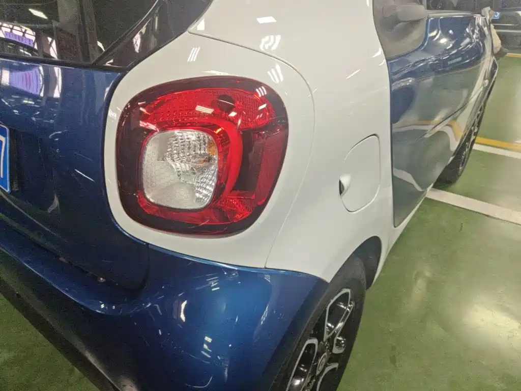 smart Smart Fortwo — миниатюра 8