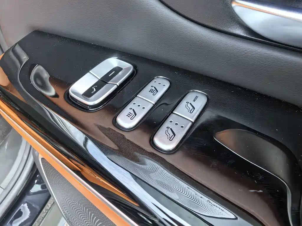 XPeng G9 — миниатюра 13