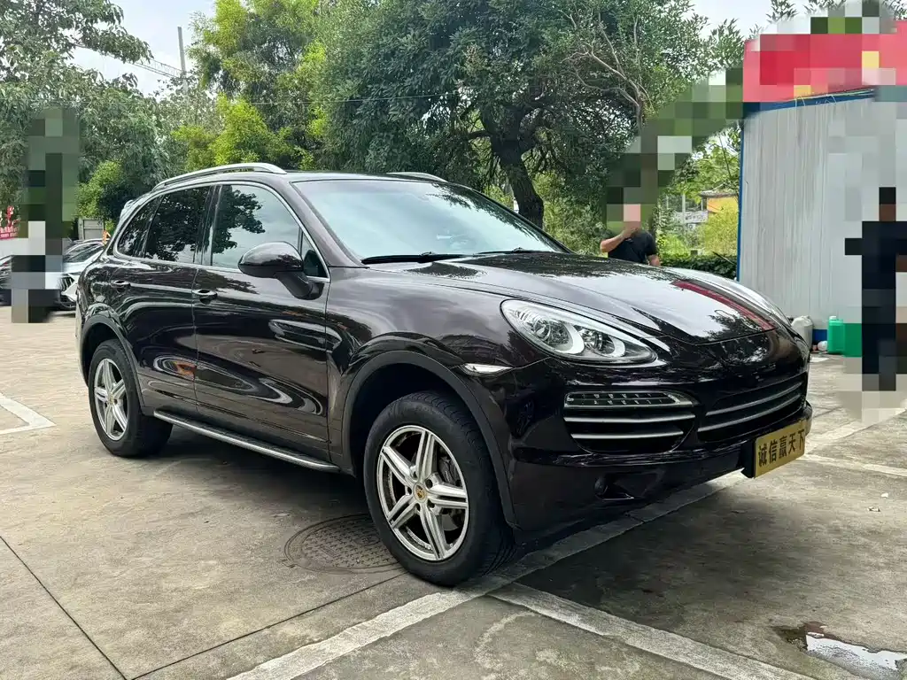 Porsche Cayenne — миниатюра 2