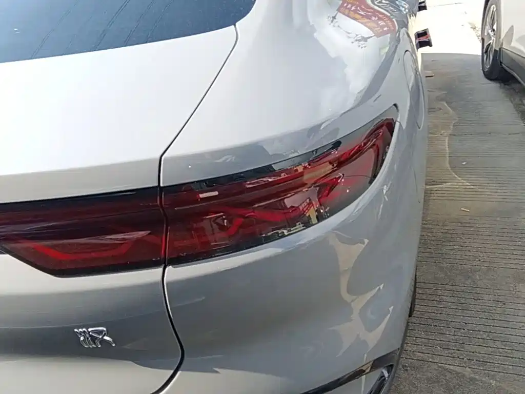BYD Han — миниатюра 8
