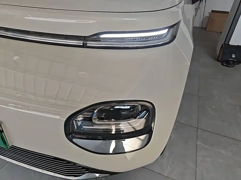 Baojun Yunduo — миниатюра 24