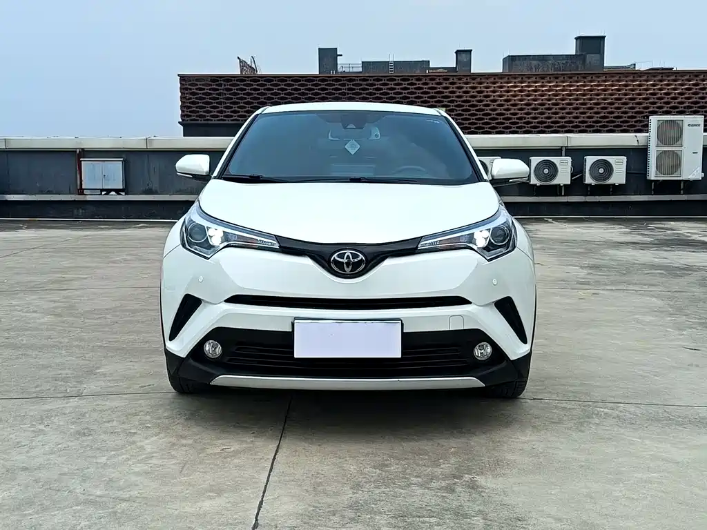 Toyota Izoa 2018 2.0L V