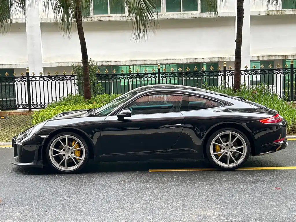 Porsche 911 2016 Carrera 3.0T