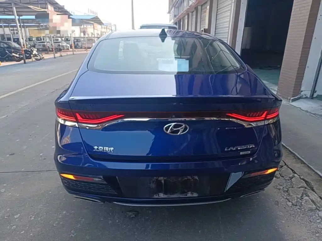 Hyundai Fista — миниатюра 6
