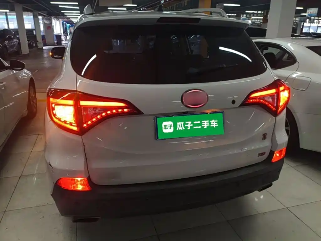 BYD Song — миниатюра 6