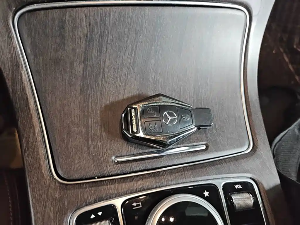 Mercedes-Benz GLC — миниатюра 9