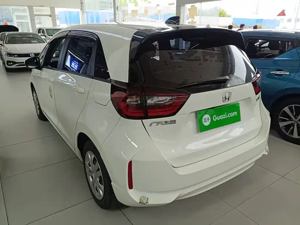 Honda Fit — миниатюра 5