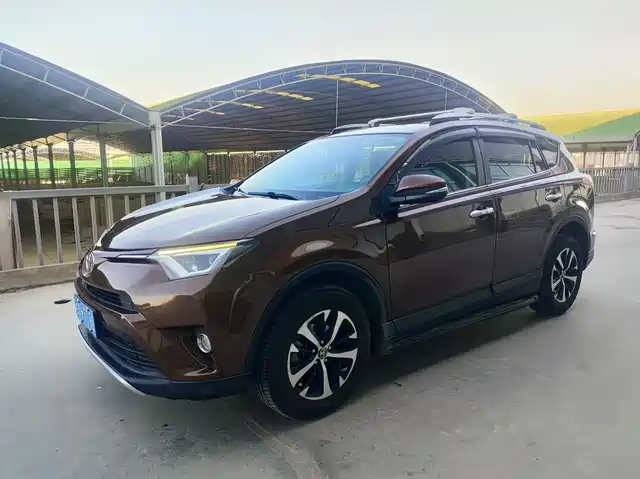 TOYOTA RAV4 RONGFANG 2017