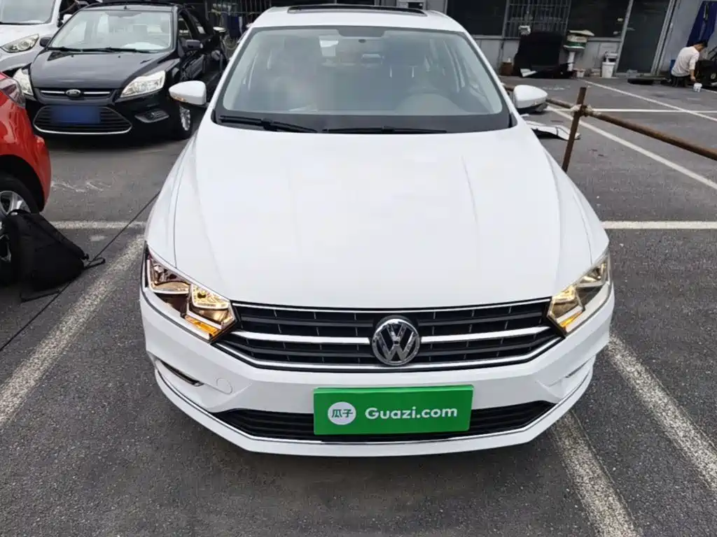 Volkswagen Bora — миниатюра 3