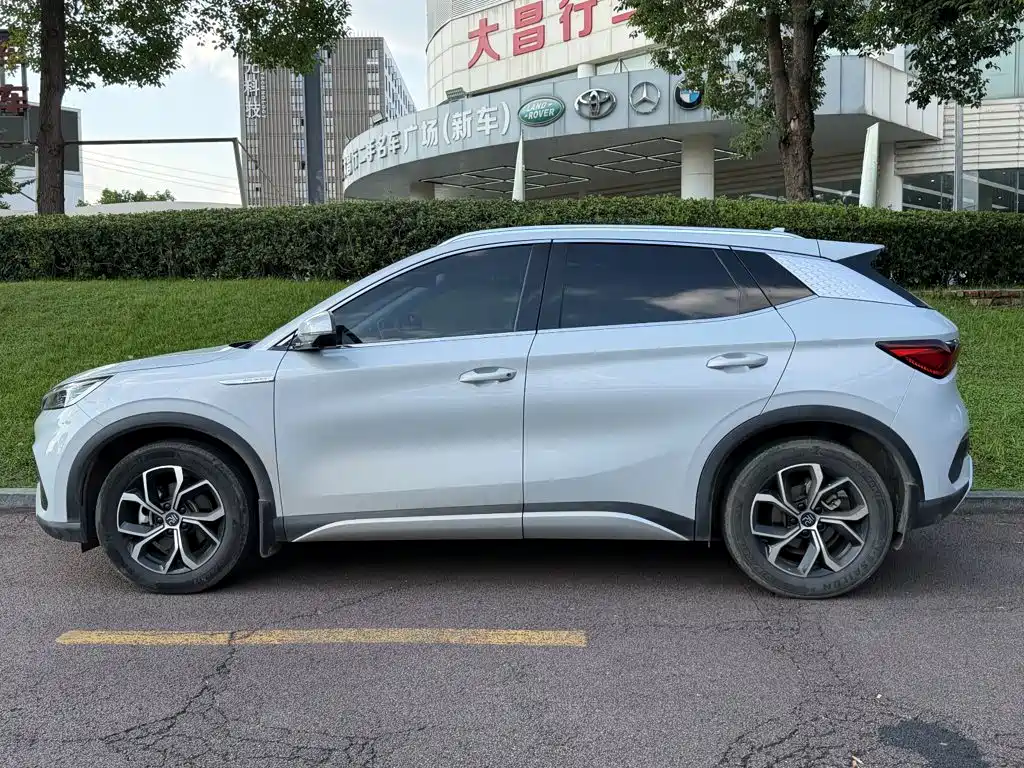 BYD Yuan Plus — миниатюра 3