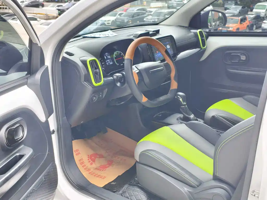 Roewe Clever — миниатюра 11