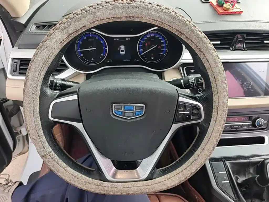 Geely Emgrand — миниатюра 11