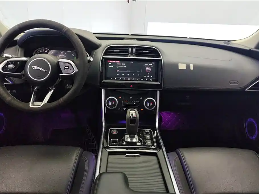 Jaguar XEL 2.0T 200PS S Progressive Elegant Edition, фото 12