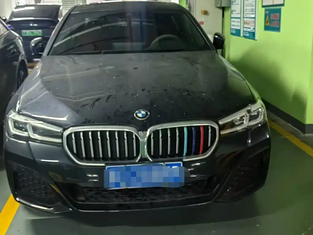 BMW 5 Series — миниатюра 2