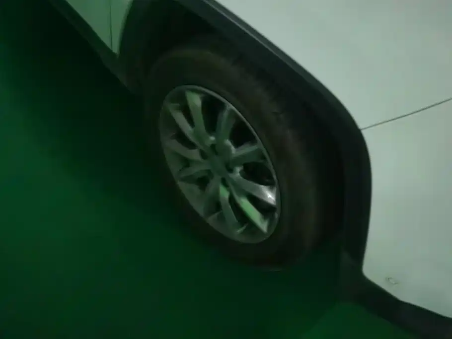 Jeep Cherokee (Import) — миниатюра 6
