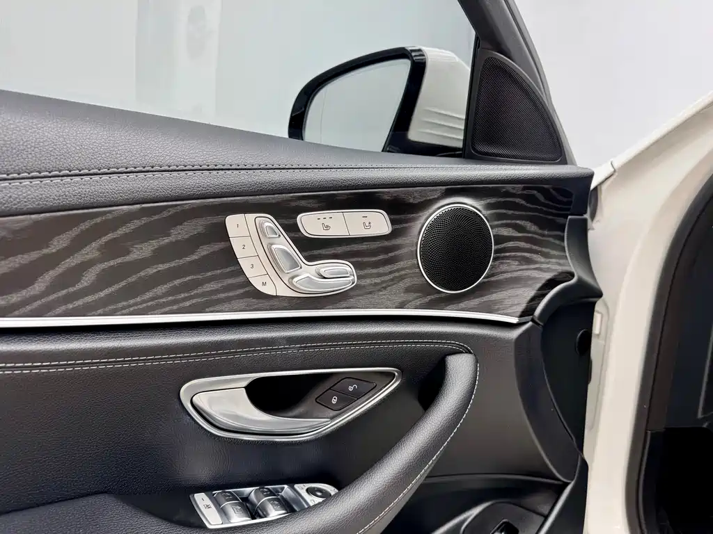 Mercedes-Benz E-Class E 2020 E 300 L Sport Fashion
