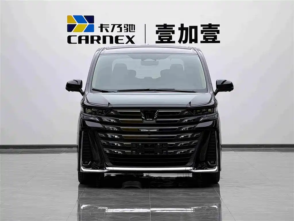 Toyota Vellfire — миниатюра 2