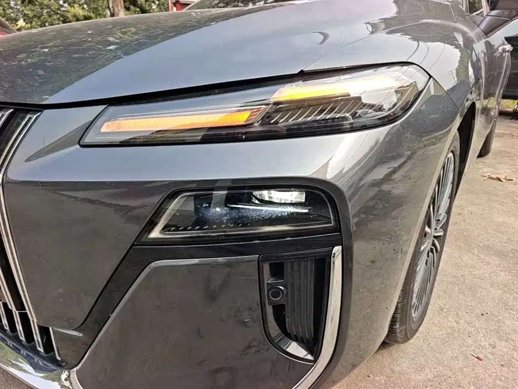Roewe M7 DMH — миниатюра 24