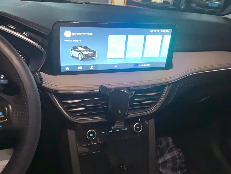 Ford Escape — миниатюра 13