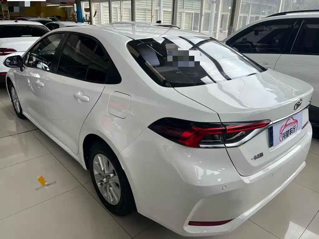 Toyota Corolla — миниатюра 9