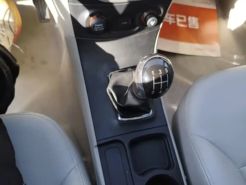 Geely Vision — миниатюра 14