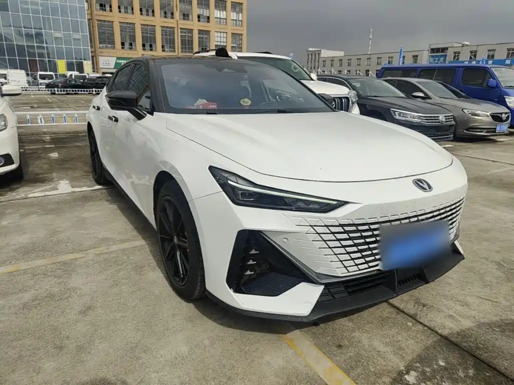 Changan UNI-V — миниатюра 4