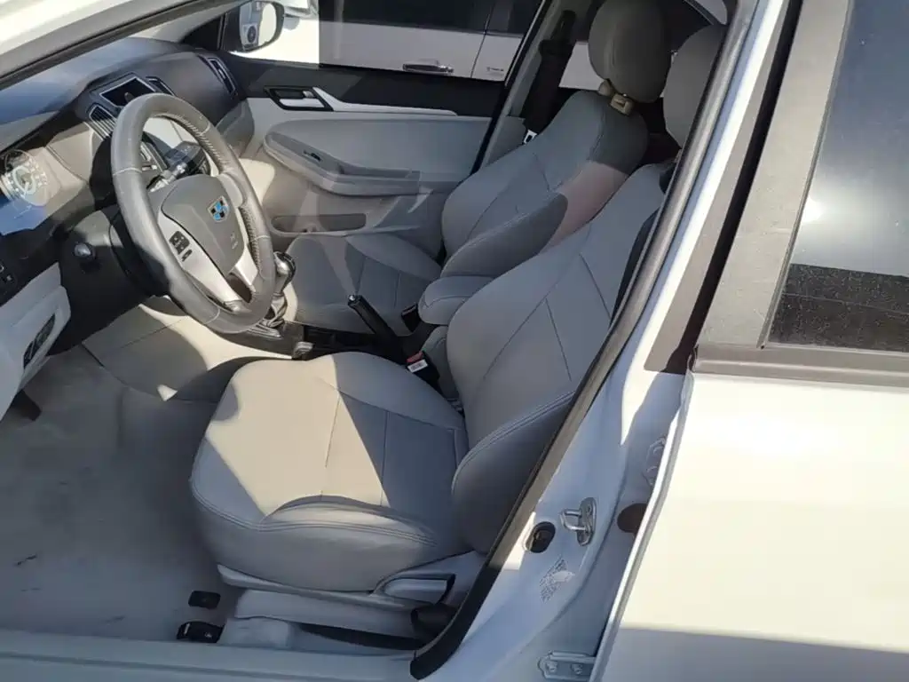 Geely Vision — миниатюра 15
