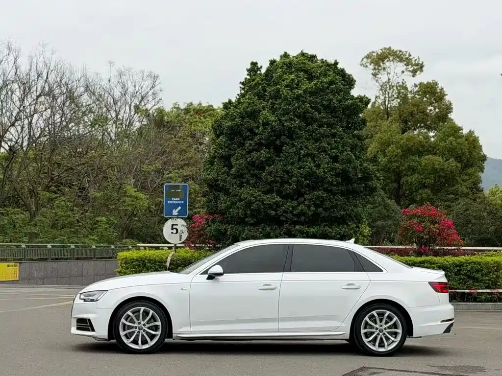 Audi A4L — миниатюра 3