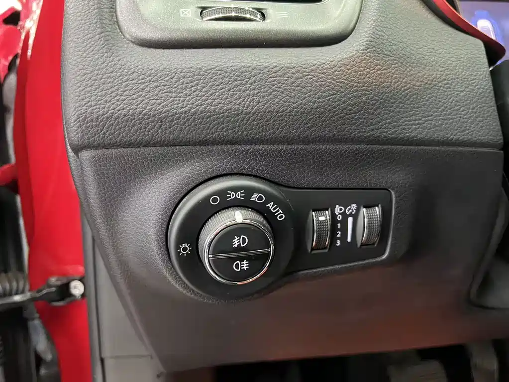 Jeep Compass — миниатюра 10