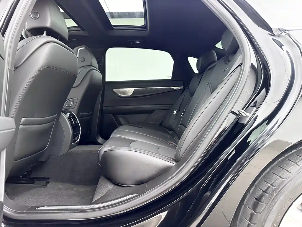 Cadillac CT6 — миниатюра 16