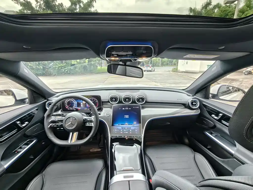 Mercedes-Benz C-Class — миниатюра 5