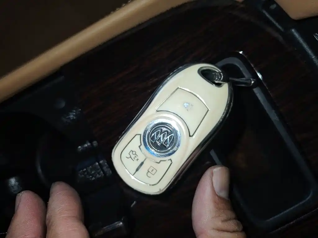Buick LaCrosse — миниатюра 9