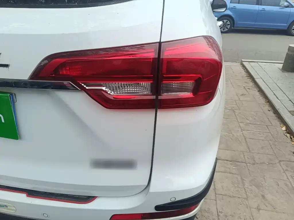 Haval M6 — миниатюра 8