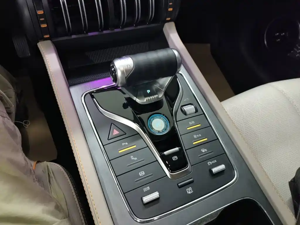 BYD Yuan Plus — миниатюра 14
