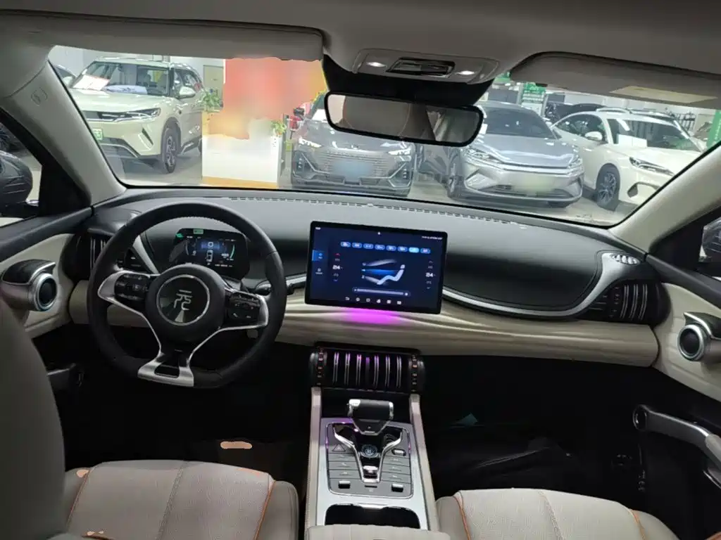 BYD Yuan Plus — миниатюра 10