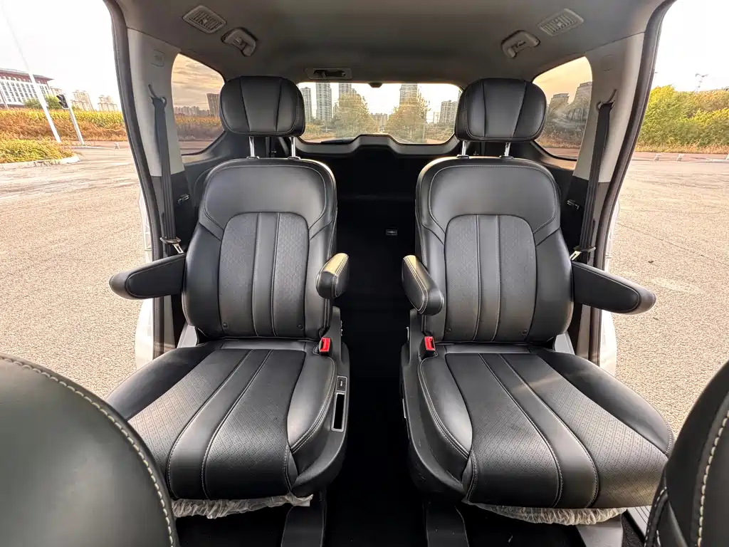 GAC Motor Trumpchi M6 — миниатюра 10