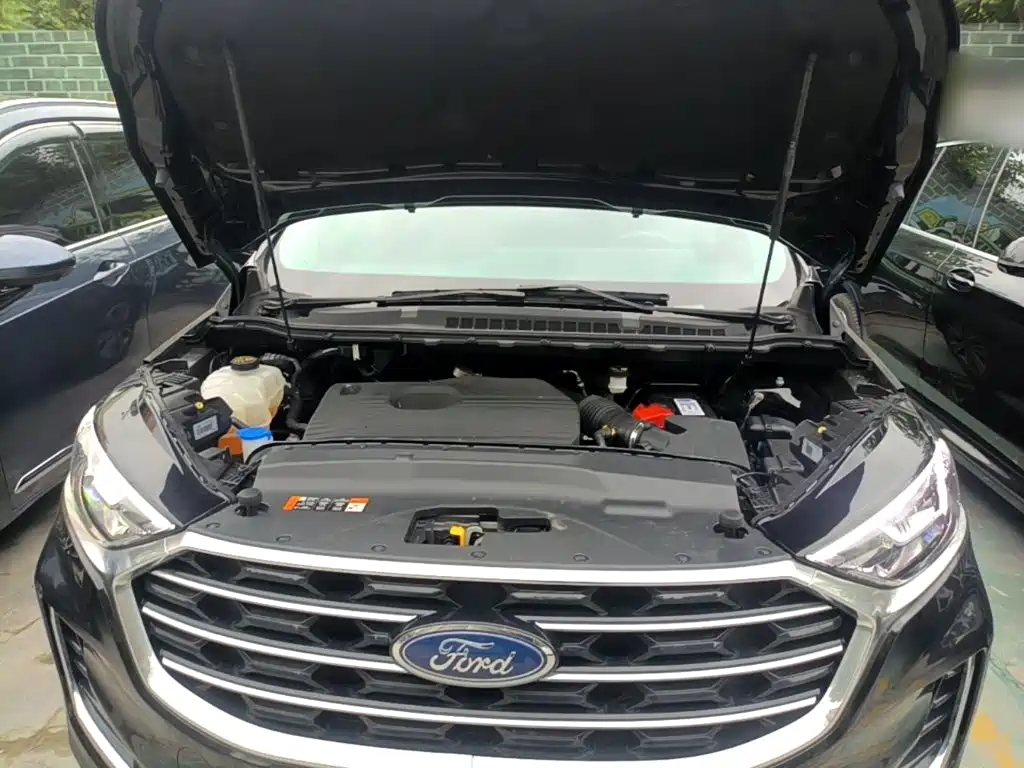 Ford Edge — миниатюра 20