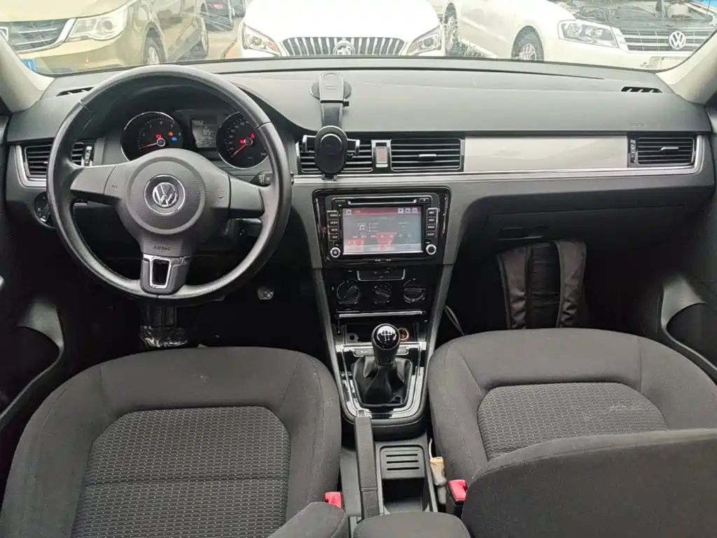 Volkswagen Bora — миниатюра 10