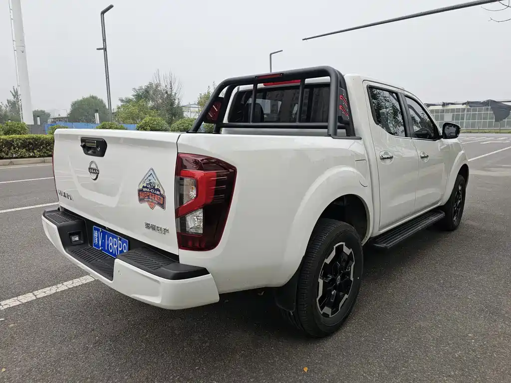 Nissan Navara — миниатюра 6