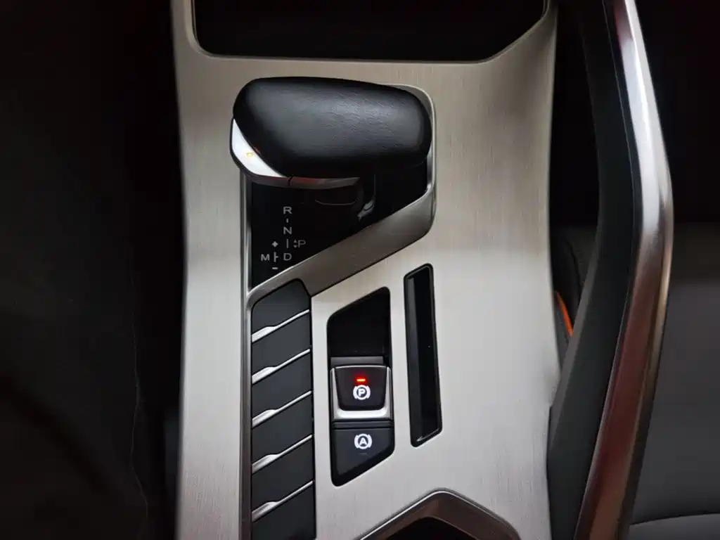 Geely Binyue — миниатюра 14