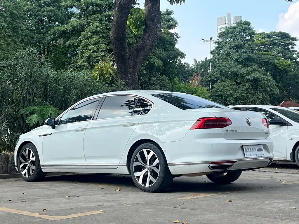 Volkswagen Magotan — миниатюра 9