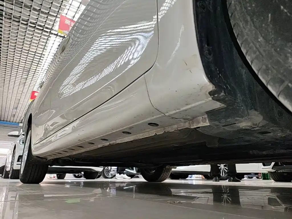 Nissan Tiida — миниатюра 21