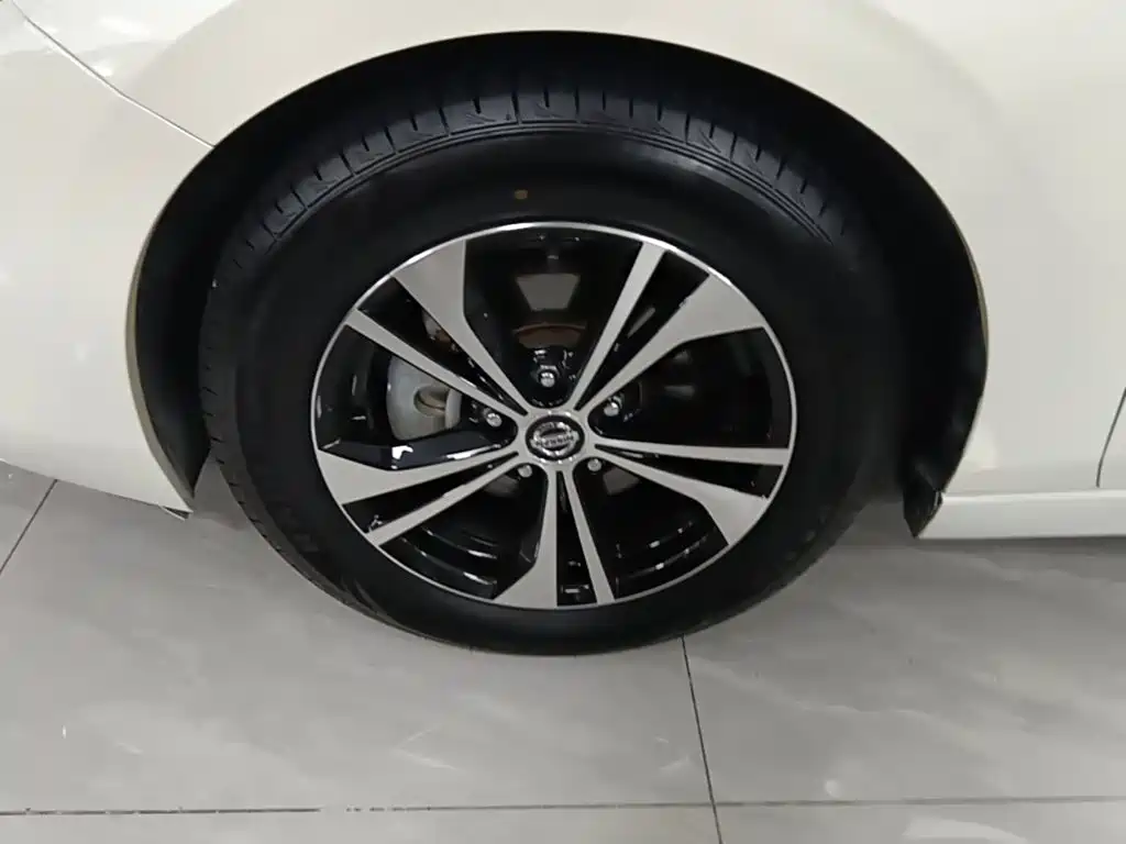 Nissan Sylphy — миниатюра 23